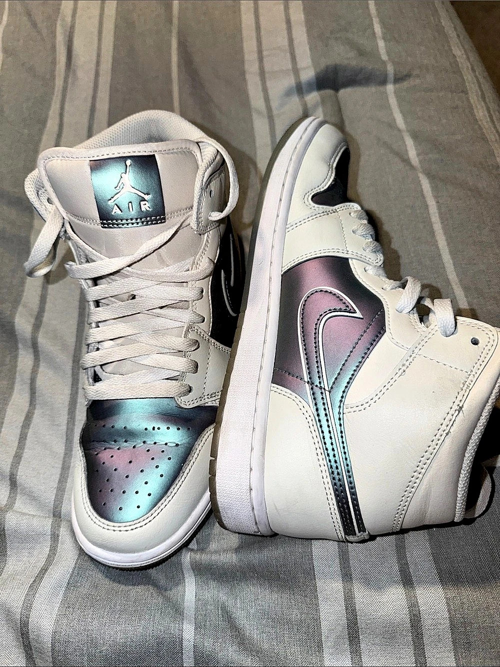 Jordan Air Jordan 1 Retro High OG High Top Sneakers White & Blue US 9.5